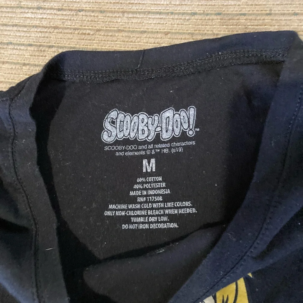 Scooby Doo Graphic Crop Top Baby Tee - Picture 2 of 3